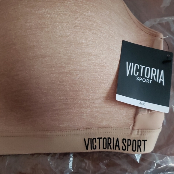 Victoria's Secret Other - Victoria's Secret Sports Bra